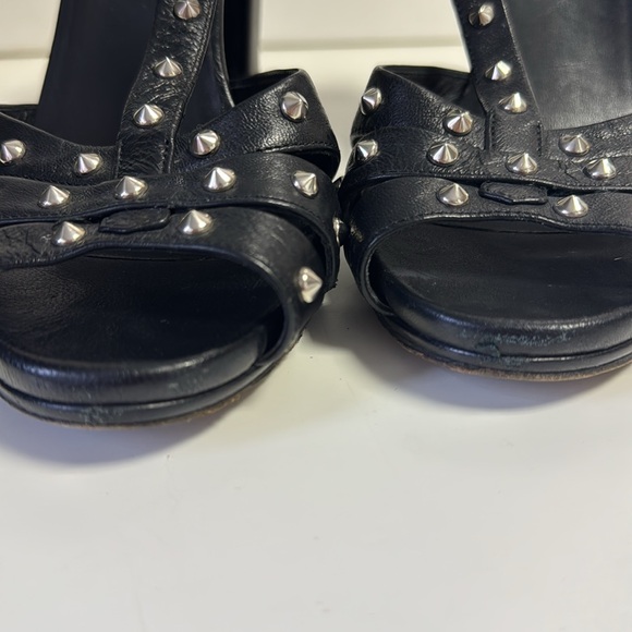 Gucci Jacqueline Black Studded Women's Heels 👠 - Picture 11 of 11